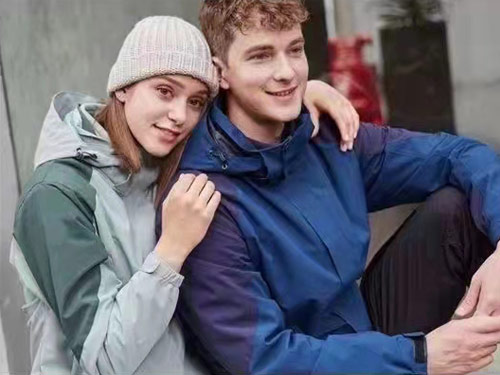 衣柜里全是商務(wù)男士襯衣？兩種衣服教你告別白襯衫。