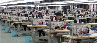 工作服生產(chǎn)車(chē)間